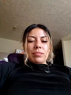 Sweel Leyva18 online show from 05-19-26, 06:36