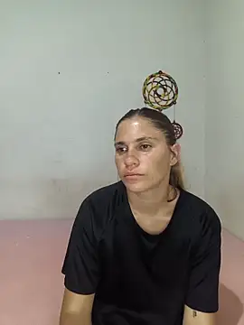 Snapshot of Scarlett-Leh chatting on 10-03-25, 02:41 Scarlett-Leh online show from 10-03-25, 02:41