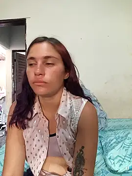 Snapshot of Scarlett-Leh chatting on 10-11-25, 01:31 Scarlett-Leh online show from 10-11-25, 01:31