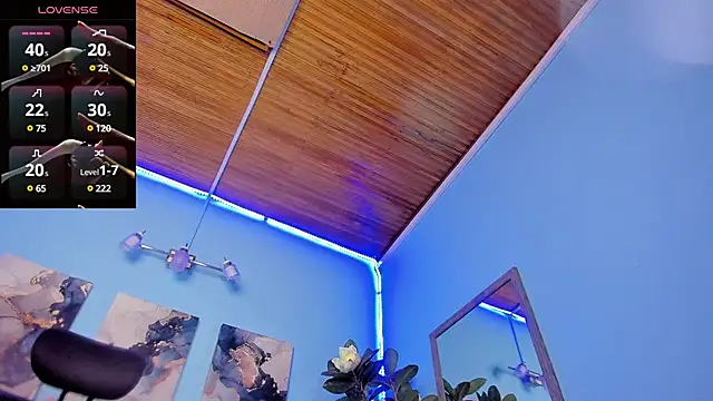 Snapshot of _hairybeard_ chatting on 03-11-25, 10:51 hairybeard online show from 03-11-25, 10:51