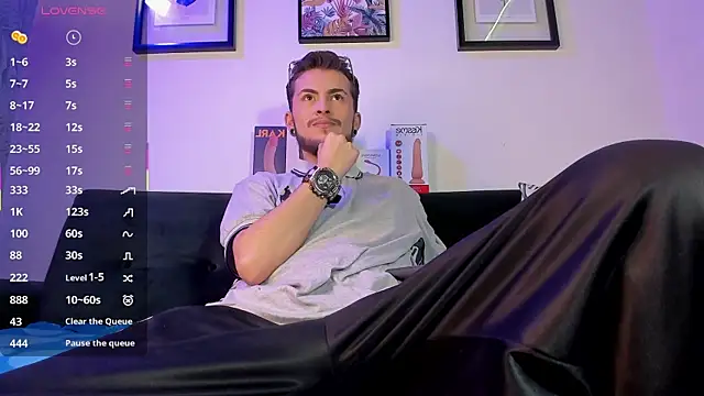 Snapshot of _hairybeard_ chatting on 09-10-25, 07:47 hairybeard online show from 09-10-25, 07:47