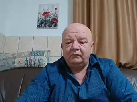 fullballs6 online show from 12-18-24, 03:37