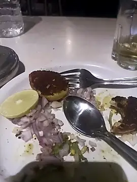 Snapshot of wildfox566 chatting on 11-30-25, 04:44 wildfox566 online show from 11-30-25, 04:44