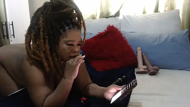 Foxybrownxx1 online show from 11-07-25, 06:24