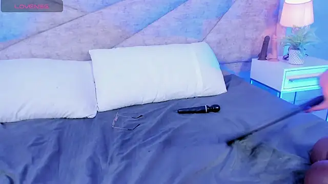 Snapshot of SofiiSweet_ chatting on 12-29-24, 02:52 SofiiSweet online show from 12-29-24, 02:52