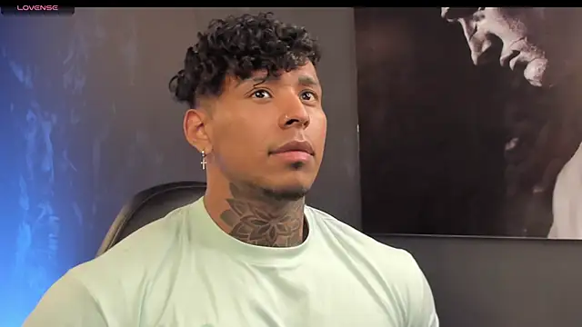 bradley smith online show from 11-19-25, 08:03