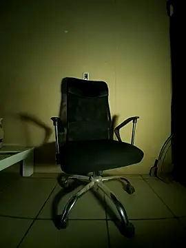 vergapeludaaa online show from 04-23-26, 08:11