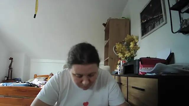 Snapshot of ReifeVenna chatting on 07-14-26, 11:16 ReifeVenna online show from 07-14-26, 11:16