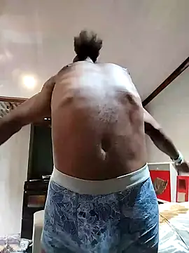 Snapshot of Chocolate_factory_man chatting on 01-02-25, 07:01 Chocolate factory man online show from 01-02-25, 07:01