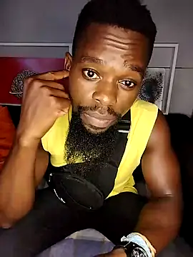 Snapshot of Chocolate_factory_man chatting on 01-18-25, 04:48 Chocolate factory man online show from 01-18-25, 04:48