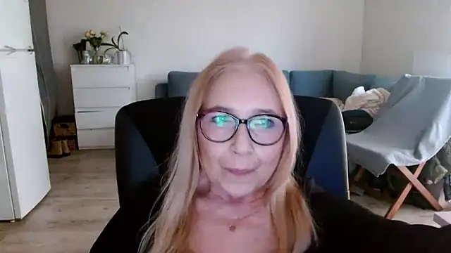 Snapshot of sofia_xkiss chatting on 01-23-25, 11:04 sofia xkiss online show from 01-23-25, 11:04