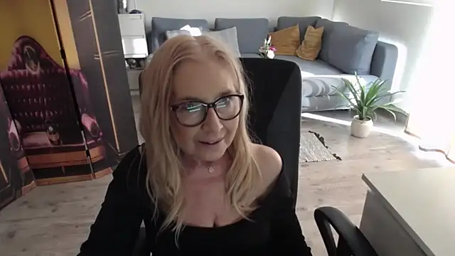 sofia xkiss online show from 03-19-26, 02:54