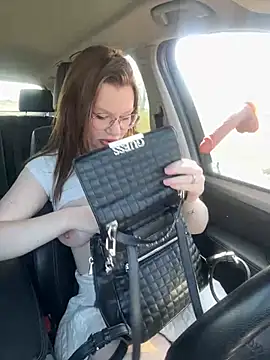 justmila online show from 02-13-25, 11:50