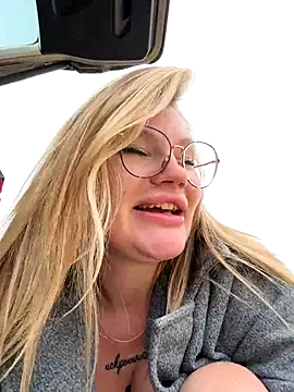 justmila online show from 09-30-25, 11:26