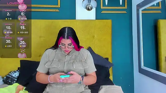 BellaPeers  online show from 01-12-25, 11:50