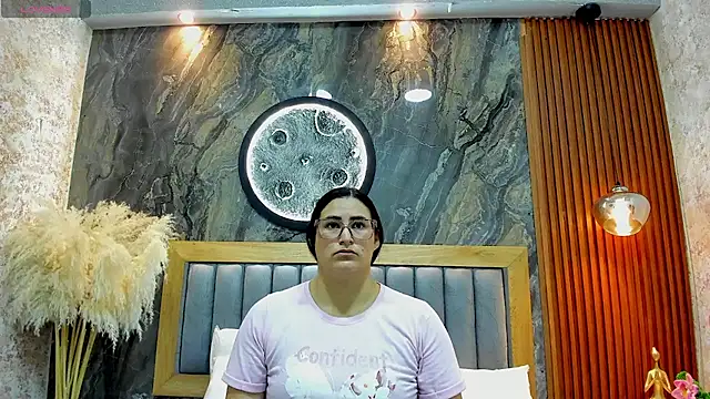 BellaPeers  online show from 04-15-26, 10:55