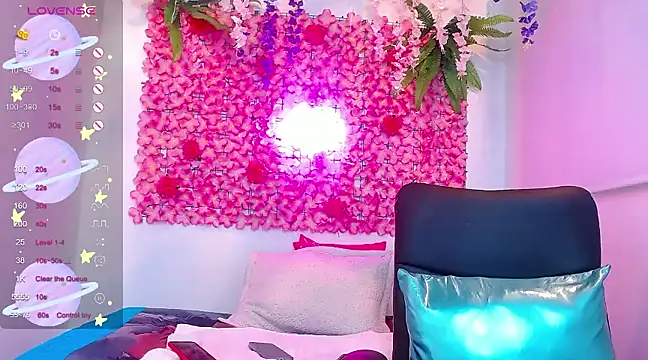 Snapshot of BLONDE_SEXYHOT chatting on 03-22-25, 03:53 BLONDE SEXYHOT online show from 03-22-25, 03:53