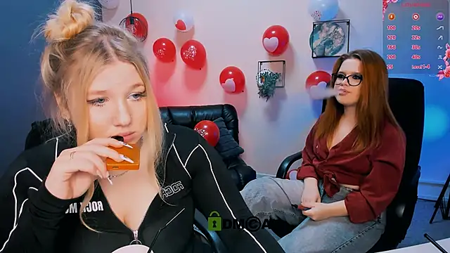 juli kisss online show from 02-17-25, 11:09