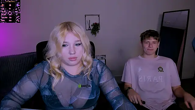 juli kisss online show from 09-11-25, 07:14