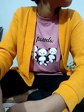 catreena online show from 11-18-25, 08:02