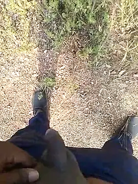 Snapshot of Mrveda66 chatting on 02-25-26, 10:03 Mrveda66 online show from 02-25-26, 10:03