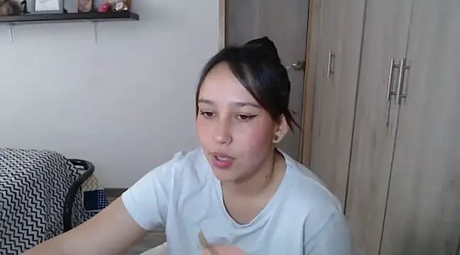 Skarlet Adams28 online show from 12-06-24, 09:35