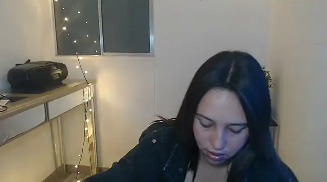 Skarlet Adams28 online show from 01-22-25, 08:06