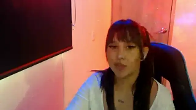 Snapshot of Skarlet_Adams28 chatting on 06-02-26, 07:27 Skarlet Adams28 online show from 06-02-26, 07:27