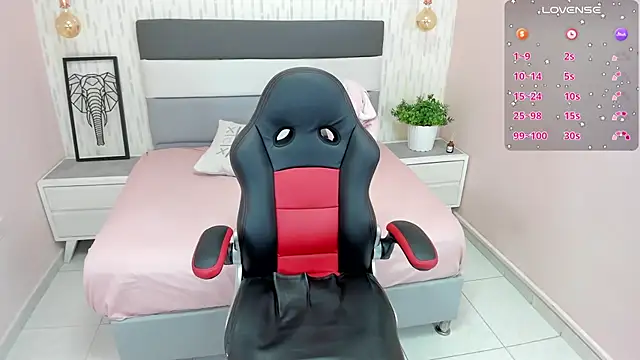 Snapshot of ALICESTARKK chatting on 01-10-25, 07:00 ALICESTARKK online show from 01-10-25, 07:00