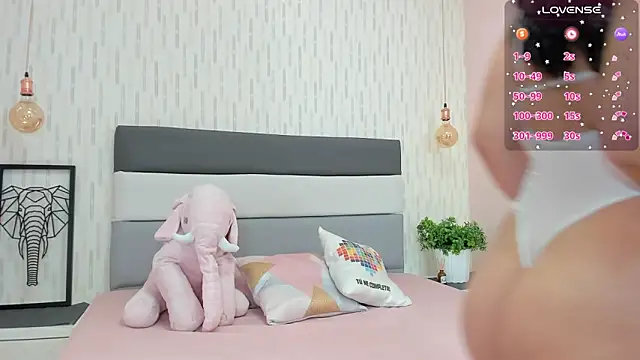 Snapshot of ALICESTARKK chatting on 01-23-25, 07:18 ALICESTARKK online show from 01-23-25, 07:18