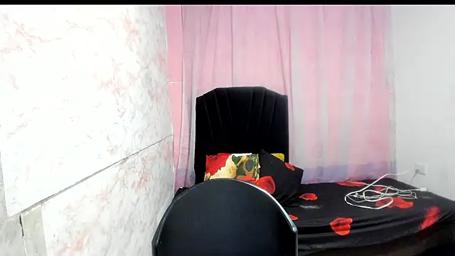 Snapshot of Brunette_sasha chatting on 06-08-26, 11:54 Brunette sasha online show from 06-08-26, 11:54