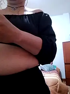 Snapshot of Brunette_sasha chatting on 07-08-26, 11:48 Brunette sasha online show from 07-08-26, 11:48