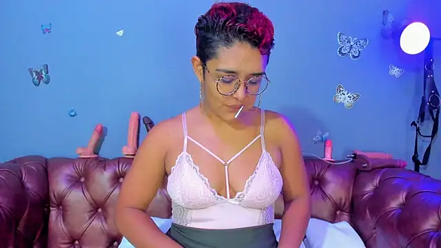 Kaira mosse online show from 04-18-26, 11:36