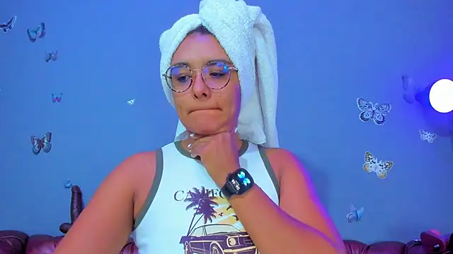 Snapshot of Kaira_mosse chatting on 04-29-26, 11:47 Kaira mosse online show from 04-29-26, 11:47