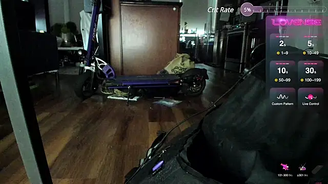 Snapshot of aaron_s_x chatting on 01-08-25, 02:03 aaron s x online show from 01-08-25, 02:03