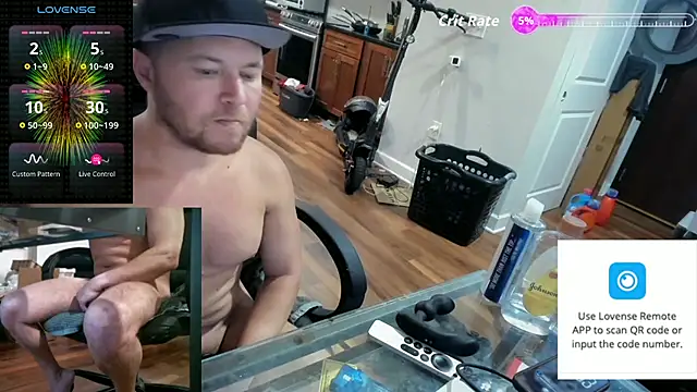 Snapshot of aaron_s_x chatting on 11-25-25, 12:54 aaron s x online show from 11-25-25, 12:54