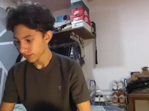 ferchitibellako online show from 12-18-24, 05:15