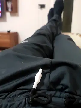 Snapshot of Rdm_b chatting on 09-27-25, 09:09 Rdm b online show from 09-27-25, 09:09