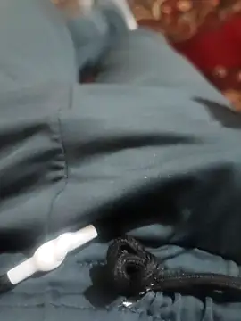 Snapshot of Rdm_b chatting on 10-03-25, 04:04 Rdm b online show from 10-03-25, 04:04