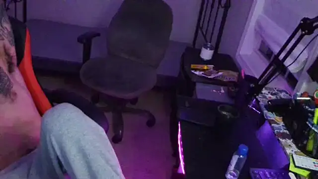 XMeF10 online show from 02-15-25, 02:04