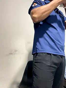 Snapshot of Brencuz chatting on 09-09-25, 01:05 Brencuz online show from 09-09-25, 01:05