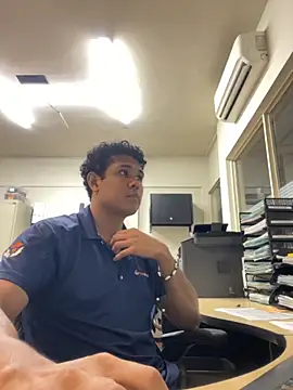 Snapshot of Brencuz chatting on 09-10-25, 06:08 Brencuz online show from 09-10-25, 06:08