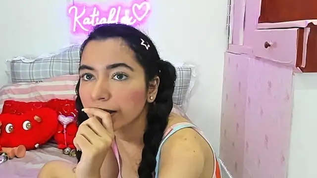 Snapshot of Katiaflex chatting on 01-26-25, 01:52 Katiaflex online show from 01-26-25, 01:52