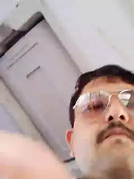 Akhil3290 online show from 01-22-25, 11:34