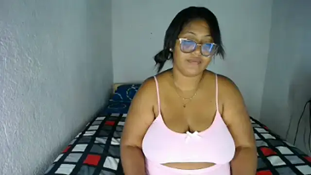 miajoseph  online show from 01-07-26, 03:53