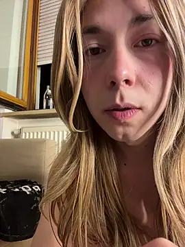 Snapshot of See_my_Boobs_ chatting on 11-16-25, 09:53 See my Boobs online show from 11-16-25, 09:53