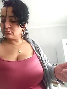 paulinaDiaz1 online show from 02-10-26, 09:35