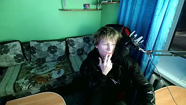 fameboyboo online show from 12-22-25, 06:05