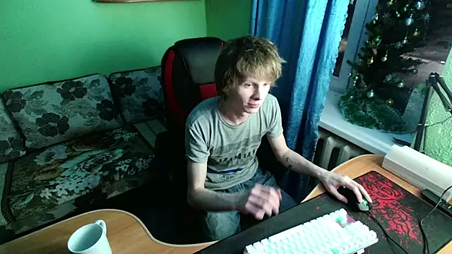 fameboyboo online show from 01-10-26, 01:13