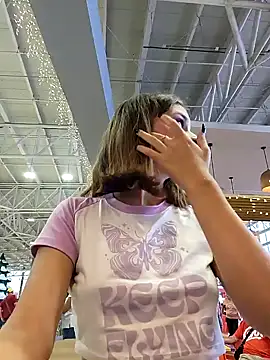 Alicia barbie online show from 12-28-24, 09:40